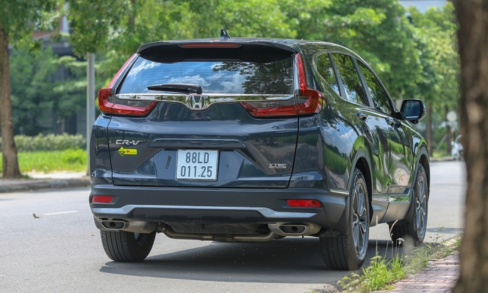 Giá lăn bánh Honda CR-V tháng 6/2023 - giảm gần 140 triệu