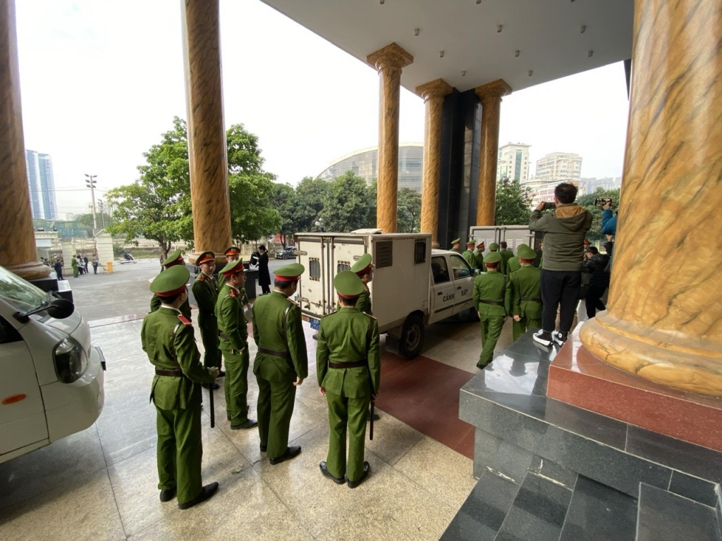 Cựu điều tra viên Hoàng Văn Hưng thừa nhận sai phạm, xin xử vắng mặt vì lý do sức khỏe