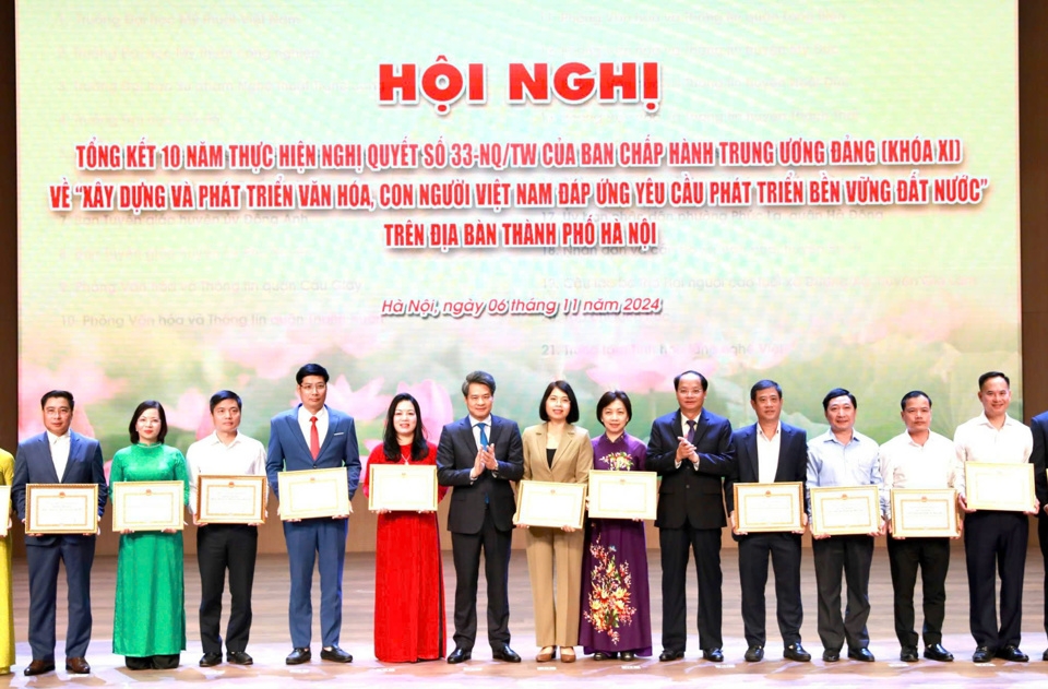 Sự nghiệp xây dựng và phát triển văn hóa, con người Hà Nội đạt những bước tiến mạnh mẽ