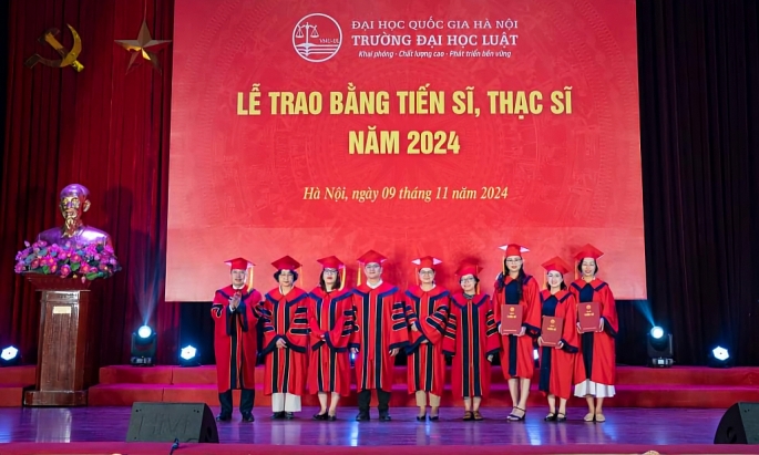 Các tân Tiến sĩ