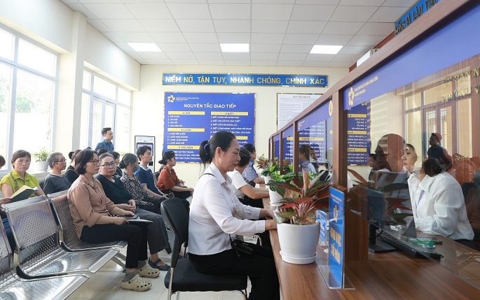 Thành lập các cơ quan chuyên môn, đơn vị sự nghiệp ở địa phương phù hợp, hiệu quả
