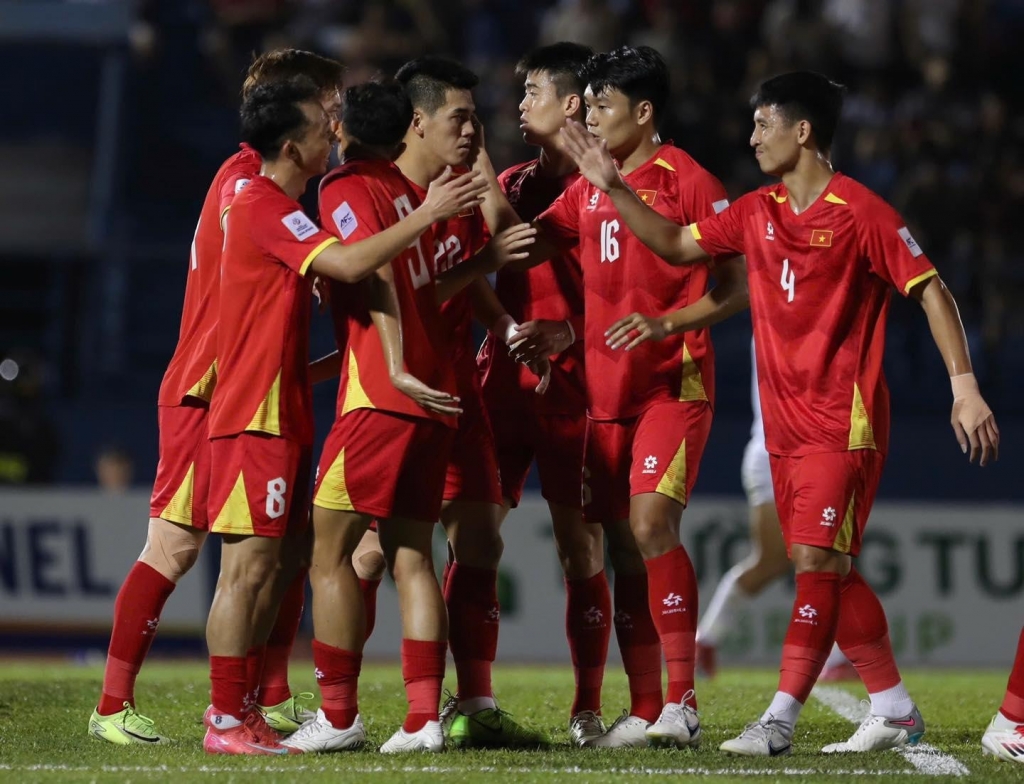 Đội tuyển Việt Nam có nguy cơ bị Indonesia vượt mặt trên bảng xếp hạng FIFA