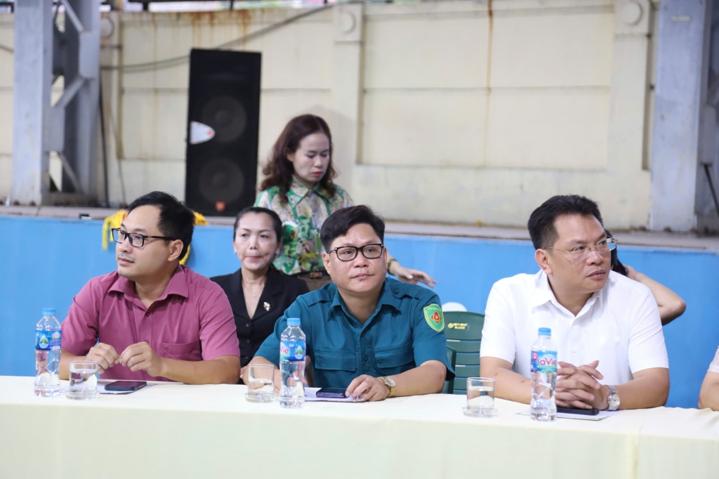 Khai mạc giải Pickleball chào mừng thành công Đại hội đại biểu Đảng bộ phường Hồng Hà lần thứ I Khai mạc giải Pickleball chào mừng thành công Đại hội đại biểu Đảng bộ phường Hồng Hà lần thứ I