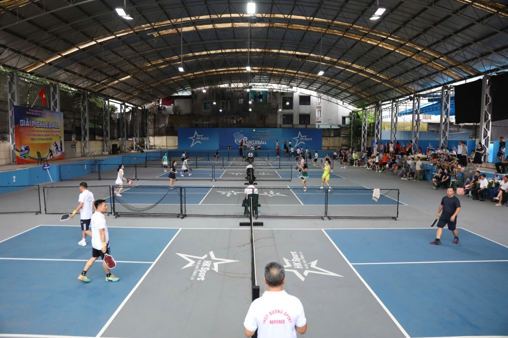 Khai mạc giải Pickleball chào mừng thành công Đại hội đại biểu Đảng bộ phường Hồng Hà lần thứ I Khai mạc giải Pickleball chào mừng thành công Đại hội đại biểu Đảng bộ phường Hồng Hà lần thứ I