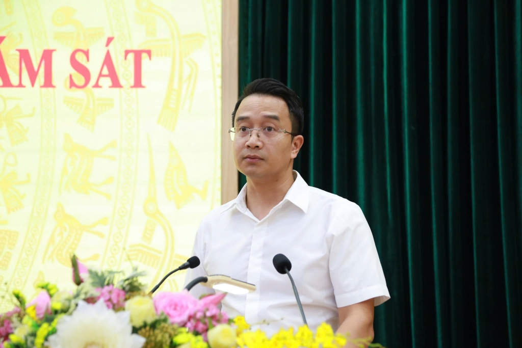 Phó Bí thư Đảng ủy, Chủ tịch UBND phường Trịnh Hoàng Tùng phát biểu khai mạc tại Lớp bồi dưỡng nghiệp vụ