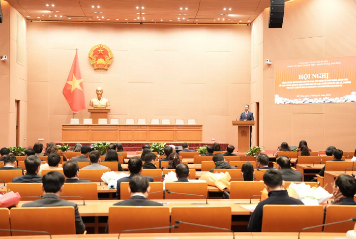 Đảng ủy UBND Thành phố Hà Nội chuyển giao 26 tổ chức Đảng về trực thuộc Đảng ủy 19 xã, phường